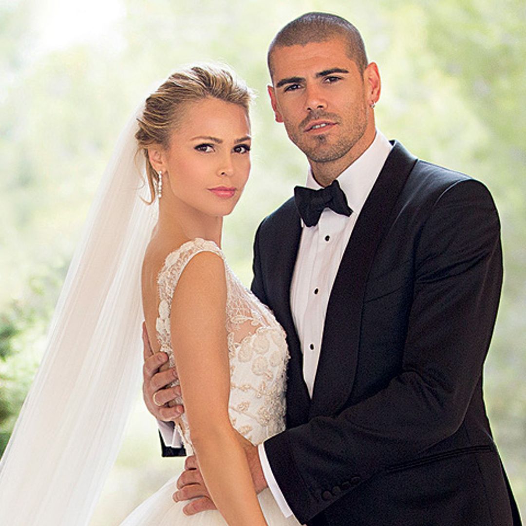 En ¡HOLA!, entramos en la romántica boda de Víctor Valdés y Yolanda Cardona