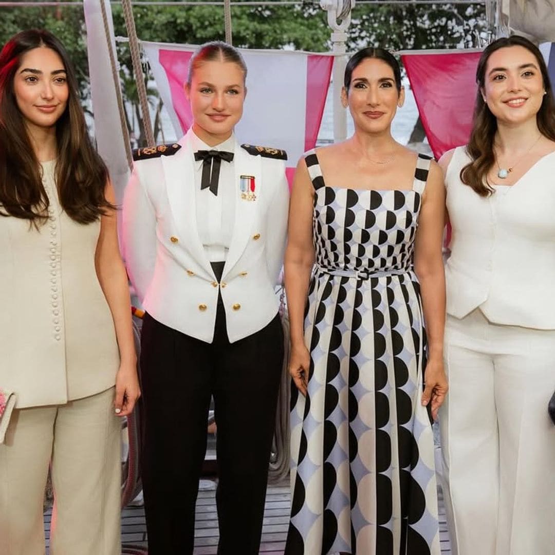 Las imágenes del encuentro de la princesa Leonor y la primera dama de República Dominicana a bordo de 'Elcano'