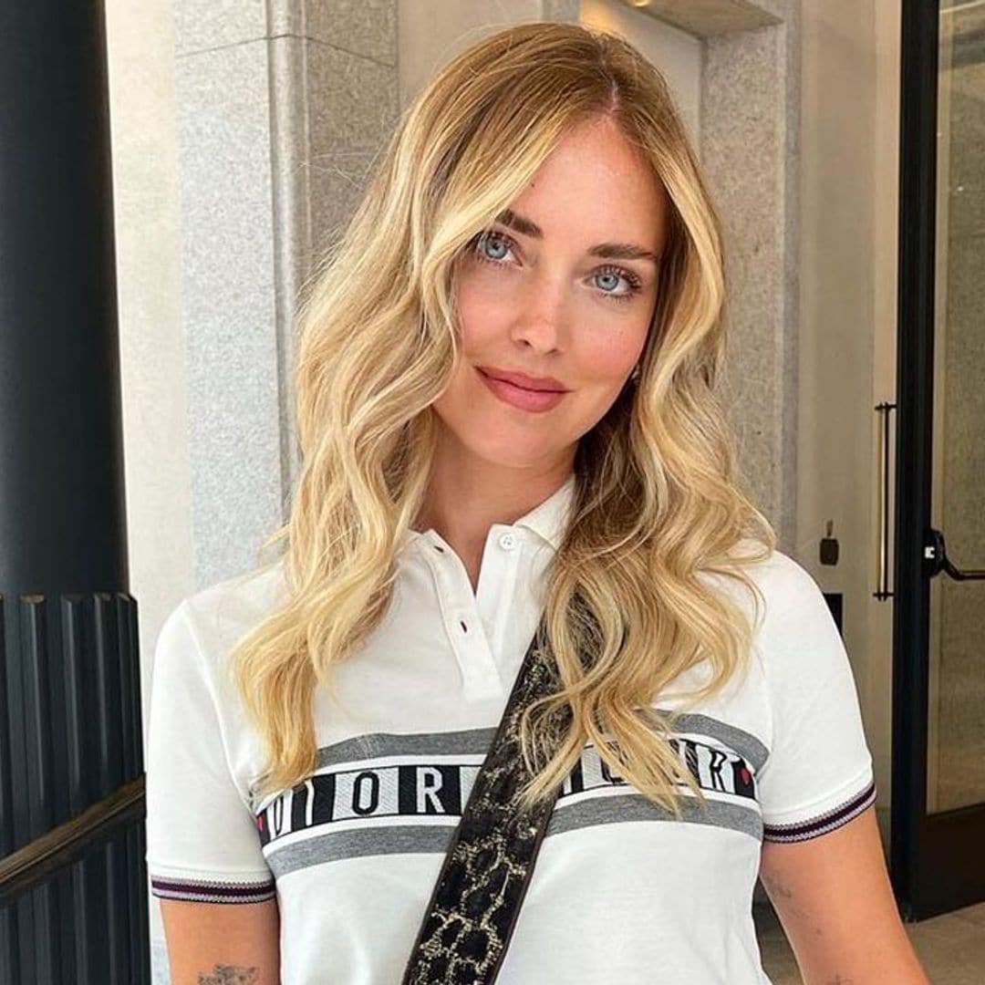 ¿Qué significa el bolso con la bandera española que Chiara Ferragni tiene como nuevo favorito?