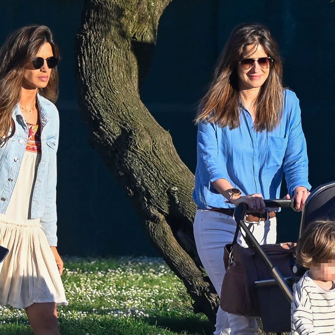 El hijo de Isabel Jiménez dice sus primeras palabras gracias a....¡la perrita de Sara Carbonero!