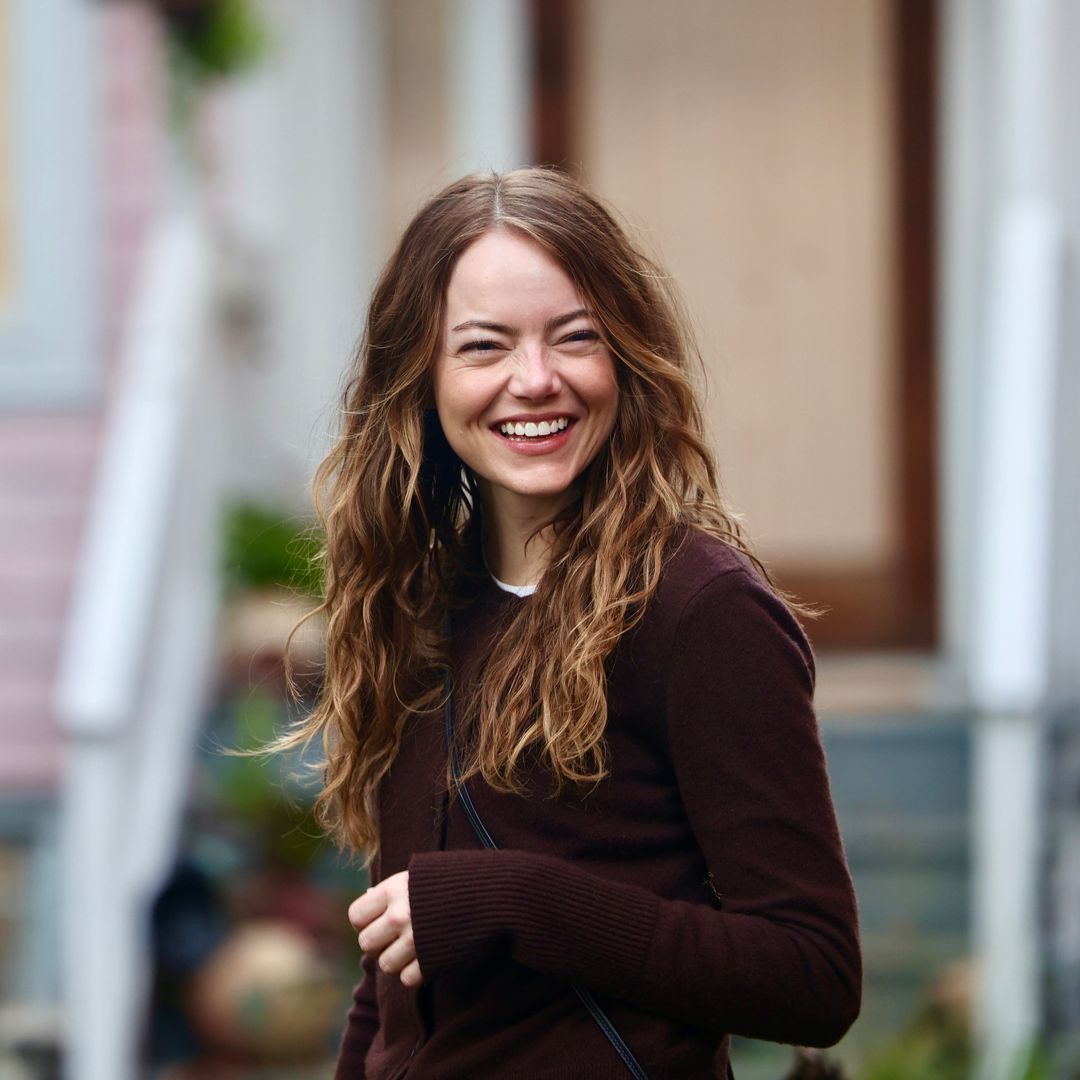 Nol García, peluquero, sobre el pelo largo de Emma Stone: "El cabello crece un centímetro al mes, pero existen diferencias individuales importantes"