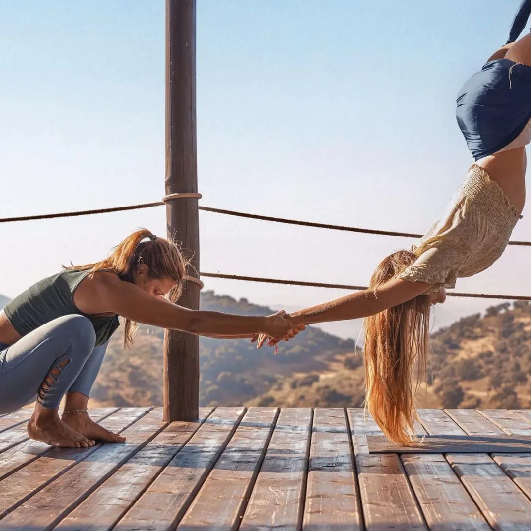 Yoga aéreo, Finca La Donaira