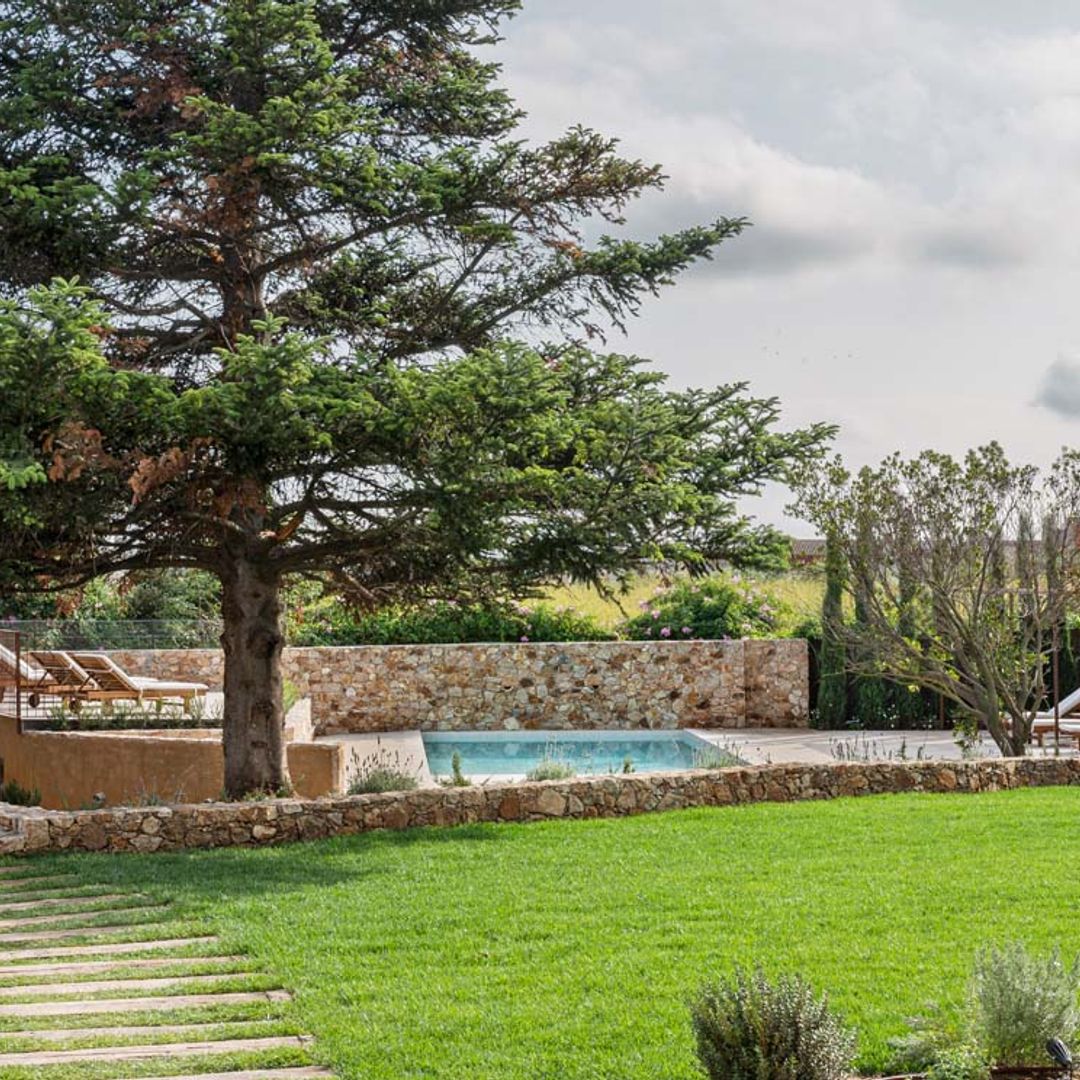 Ambientes relajados de estilo mediterráneo en una preciosa masía en la Costa Brava