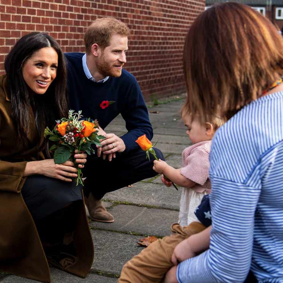 ¡Archie ya gatea! El príncipe Harry y Meghan Markle dan detalles de su hijo