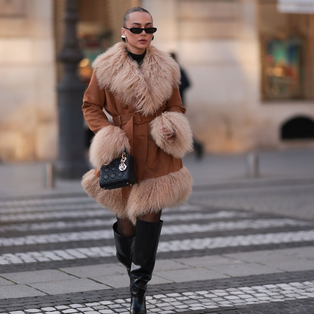Del 'street style' a tu armario: 24 abrigos largos que solucionan todos los looks de invierno