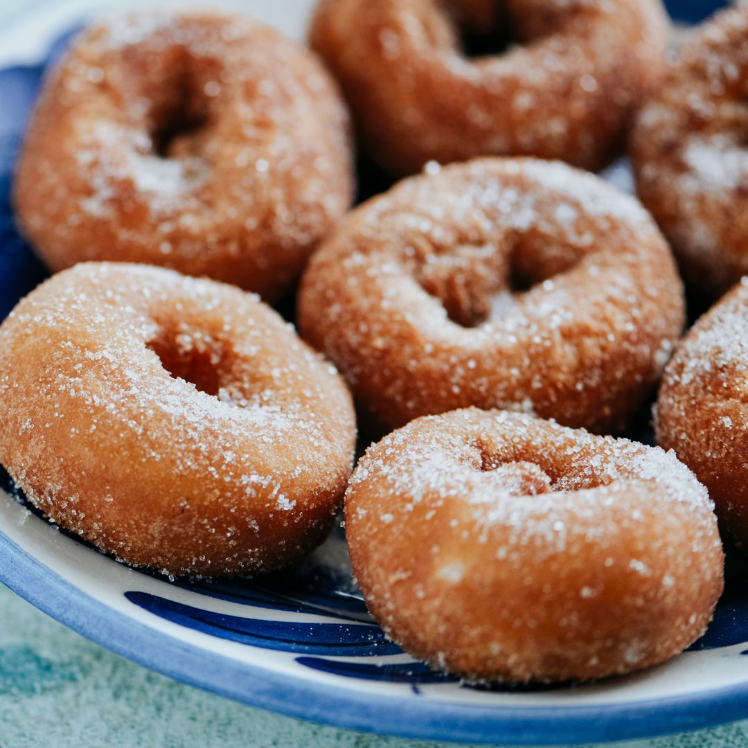 Ni secas ni aceitosas: los mejores trucos para unas rosquillas de anís perfectas
