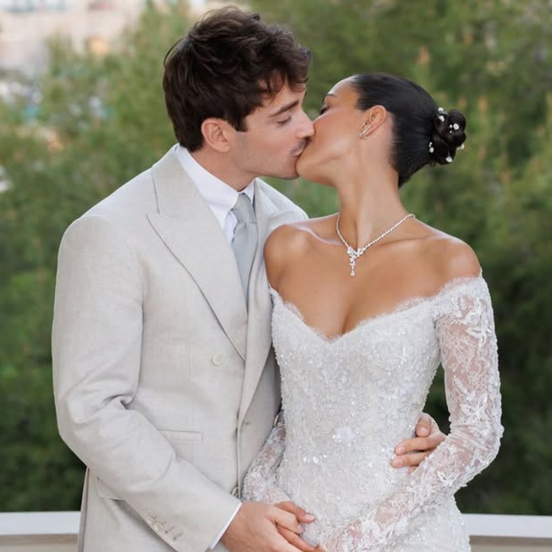 Todas las fotos de la exclusiva boda secreta de Charles Leclerc y Alexandra Saint Mleux en Mónaco