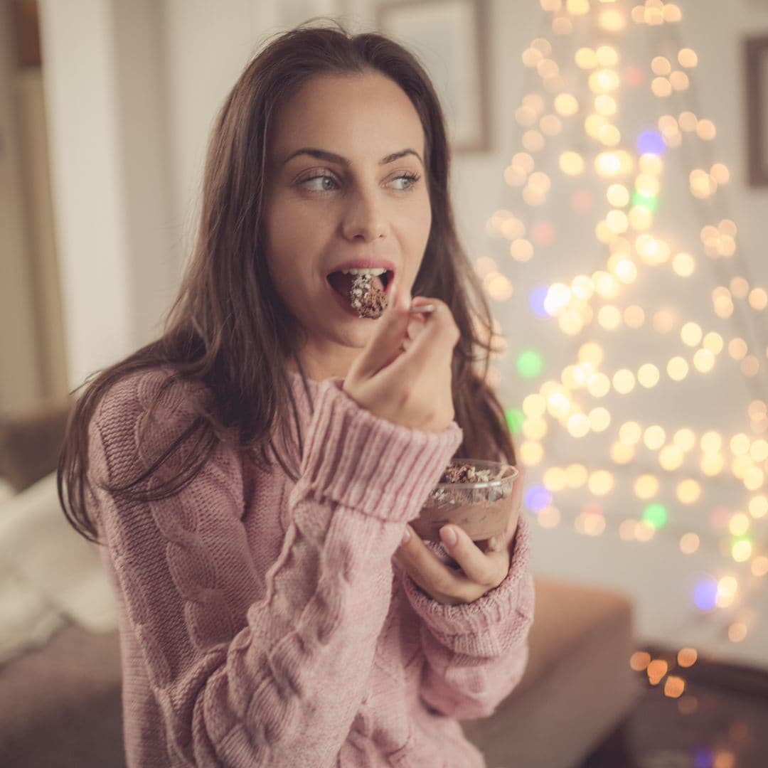 Lo que dicen los expertos de las personas que se dan atracones en Navidad