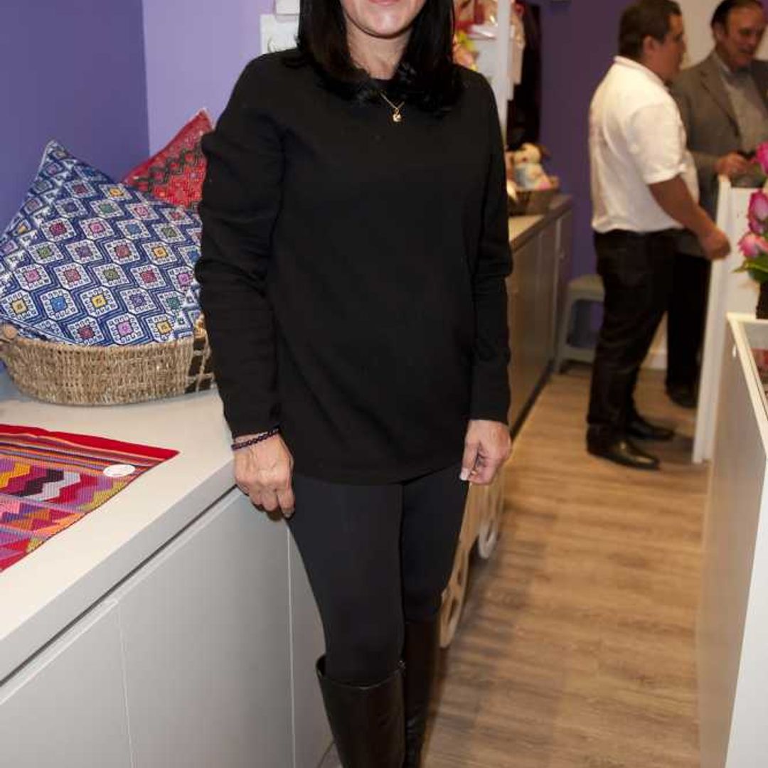 Cobijada por familia y amigos Marichelo Portilla, mamá de Anahí, comienza su aventura como empresaria