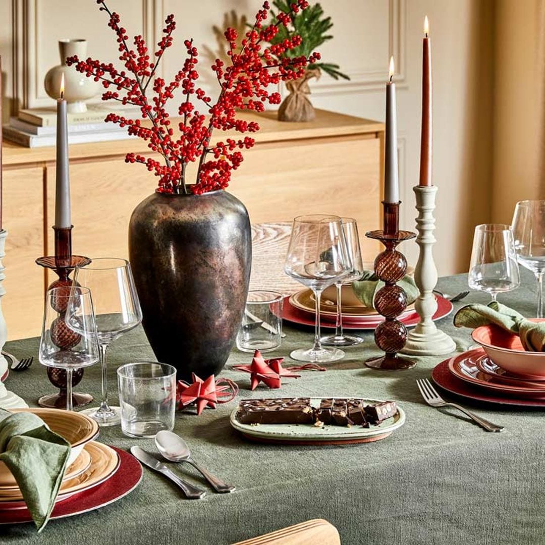 Trucos para recoger la mesa más rápidamente tras la cena de Nochebuena