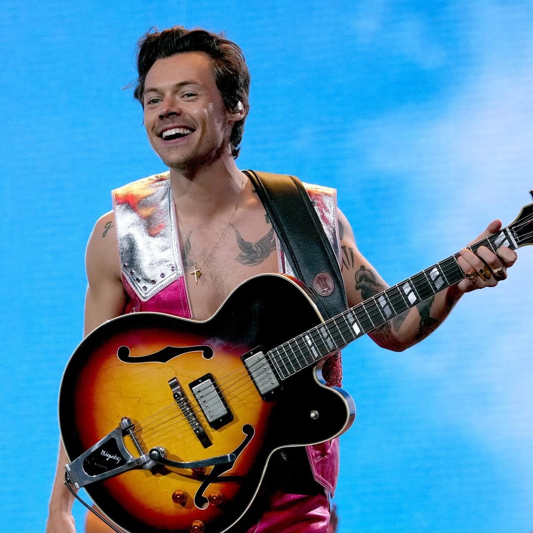 Harry Styles se reencuentra con su maestra del jardín de niños y le dedica una canción