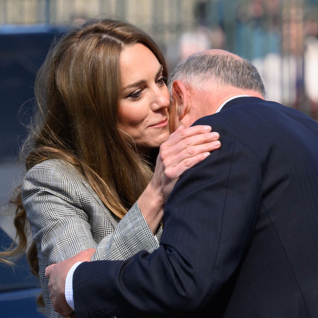 Kate Middleton protagoniza un emotivo reencuentro con Jamie Lowther-Pinkerton, padrino del príncipe George