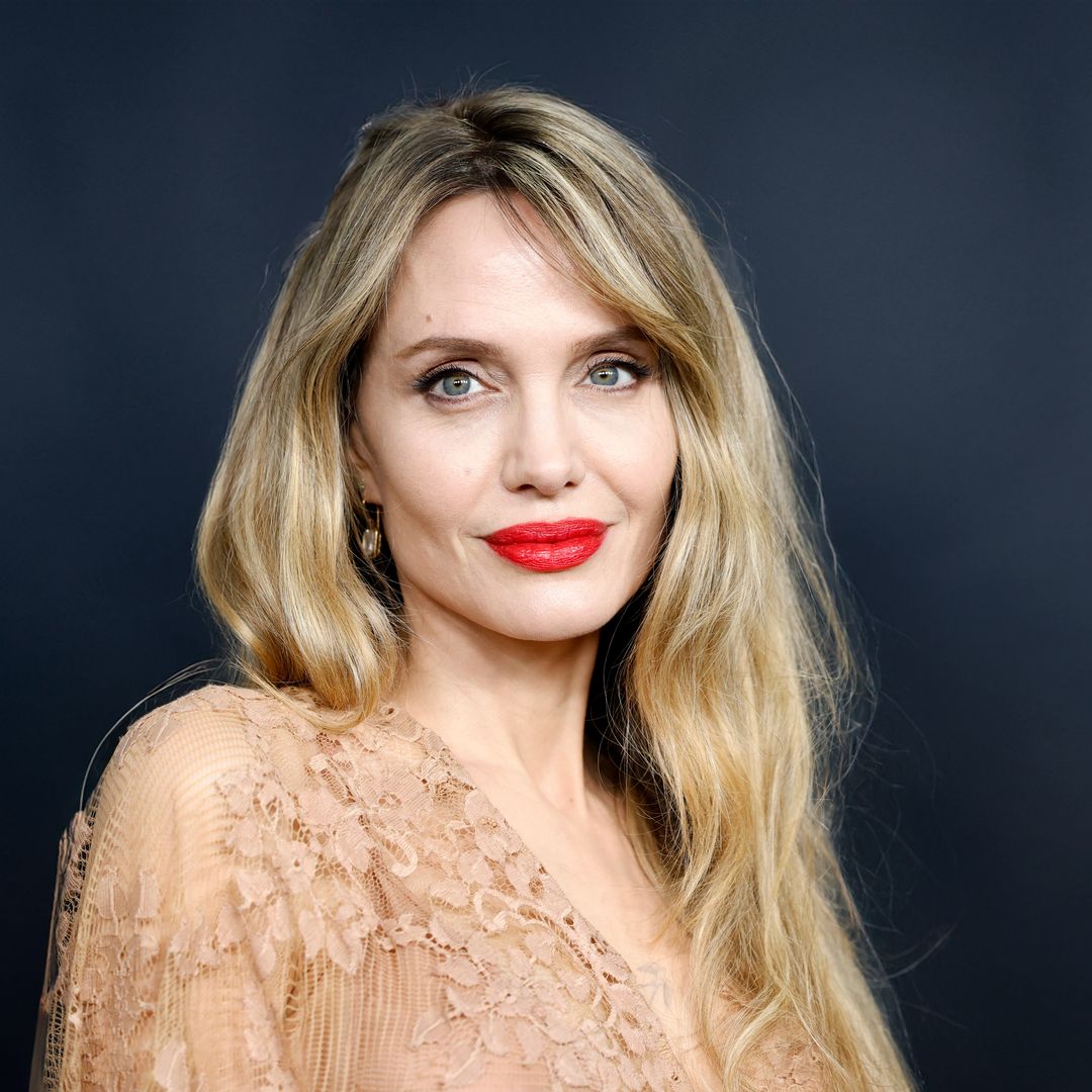 El hijo de Angelina Jolie se muda al antiguo piso de su madre en Nueva York: 'Mamá, dame un día para limpiar'