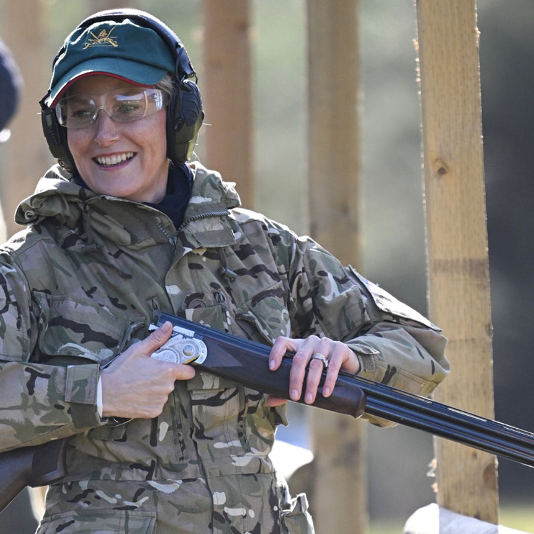 Sophie de Wessex sorprende como soldado y practicando tiro al plato en una competición militar