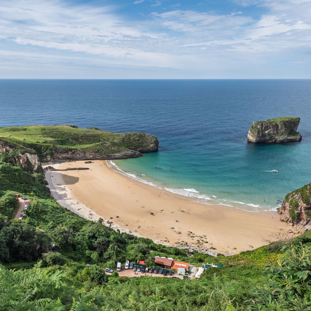 Playa de la Ballota, Asturias