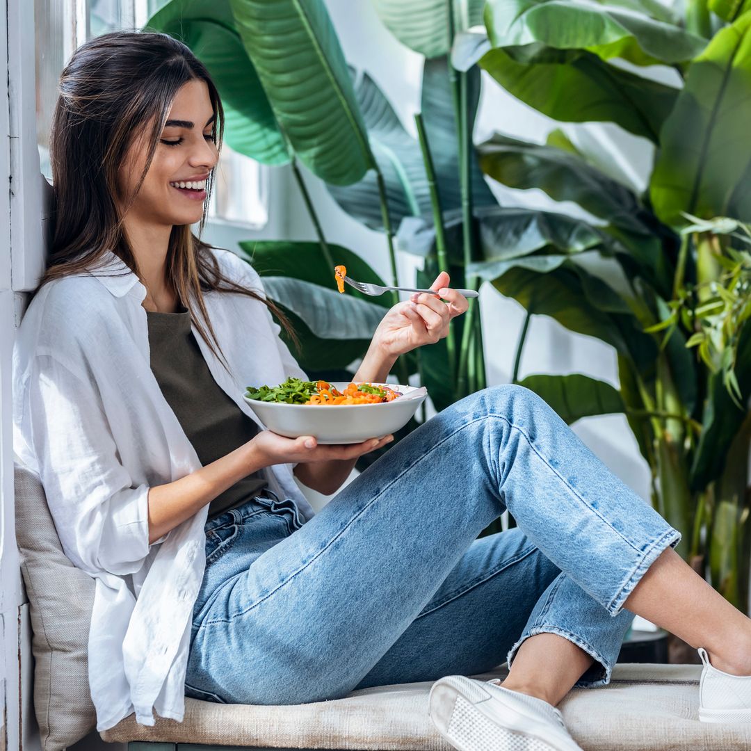 Esta nutricionista te explica qué comer para levantarte deshinchada