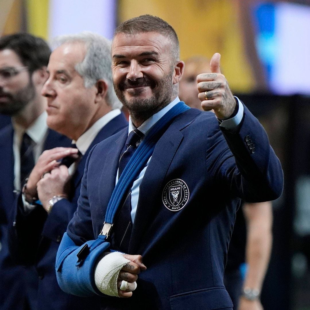 David Beckham reaparece en Atlanta tras su operación, mientras la brecha con su hijo Brooklyn se hace cada vez más visible