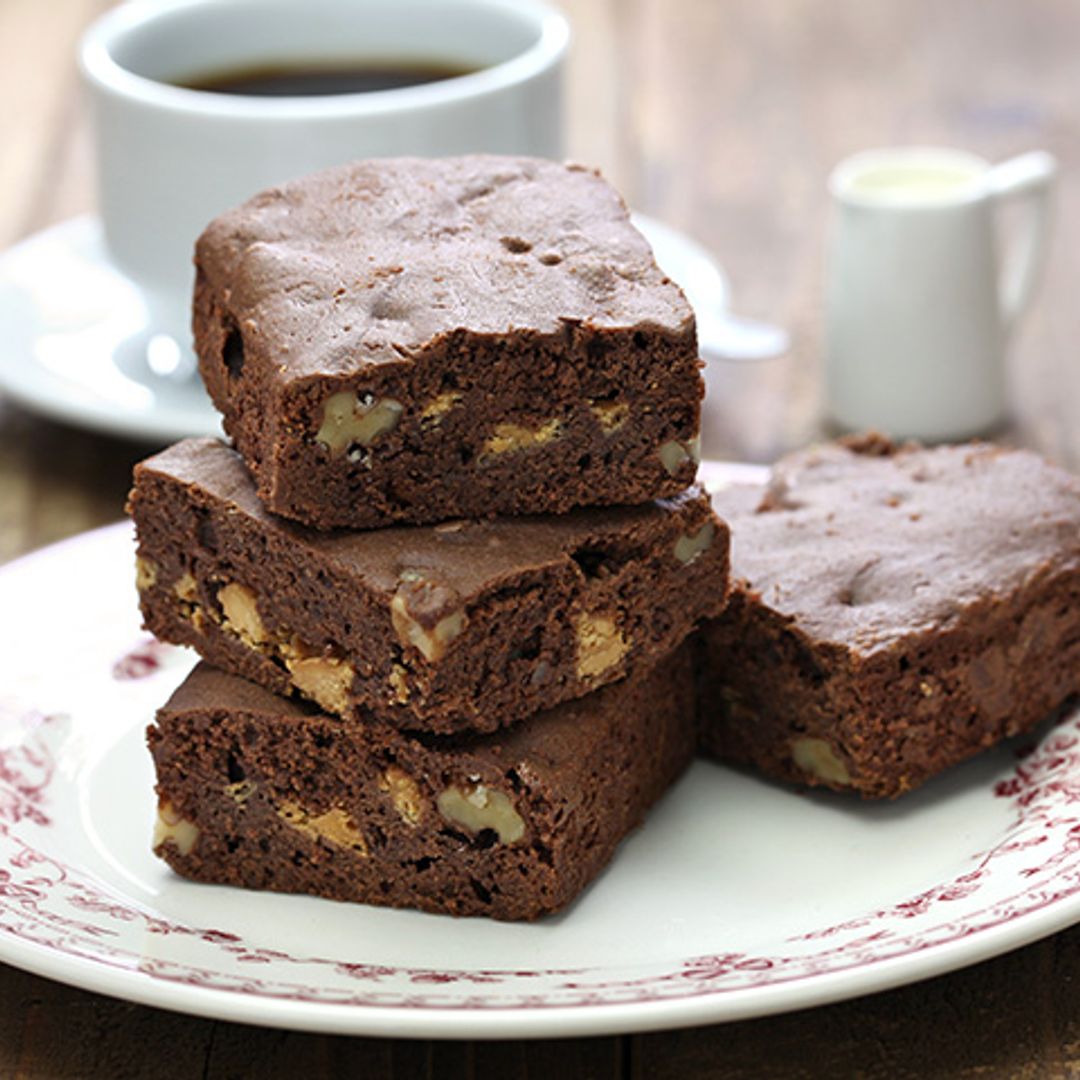 Sorprende a tus invitados con este 'brownie' vegano