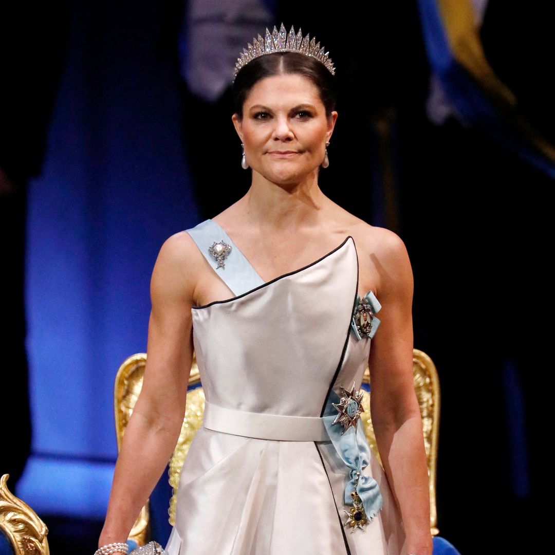 No solo los brazos tonificados de Letizia causan sensación: Victoria de Suecia impacta en los premios Nobel