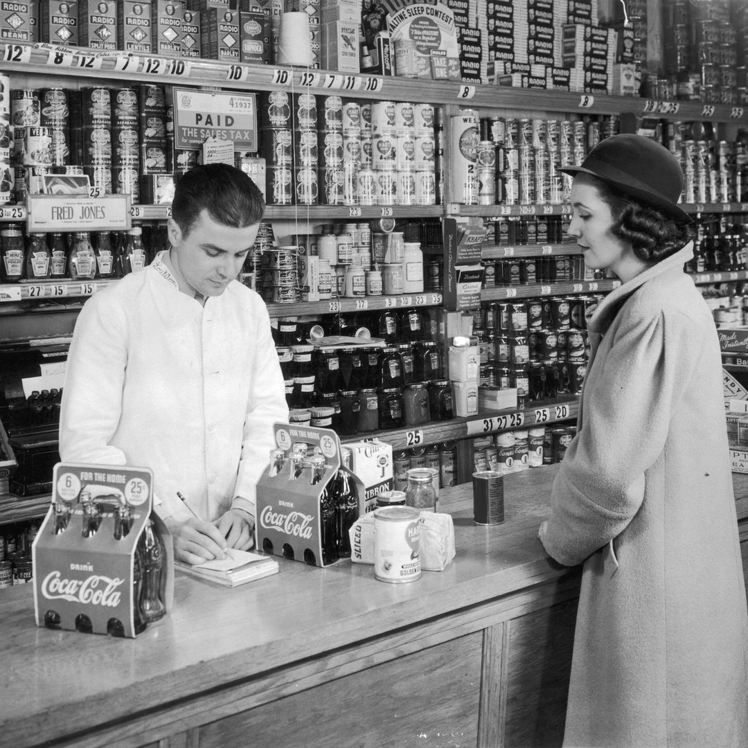 La bebida más famosa del mundo nació un 8 de mayo hace 140 años en una farmacia: costaba cinco centavos y solo vendía nueve vasos al día