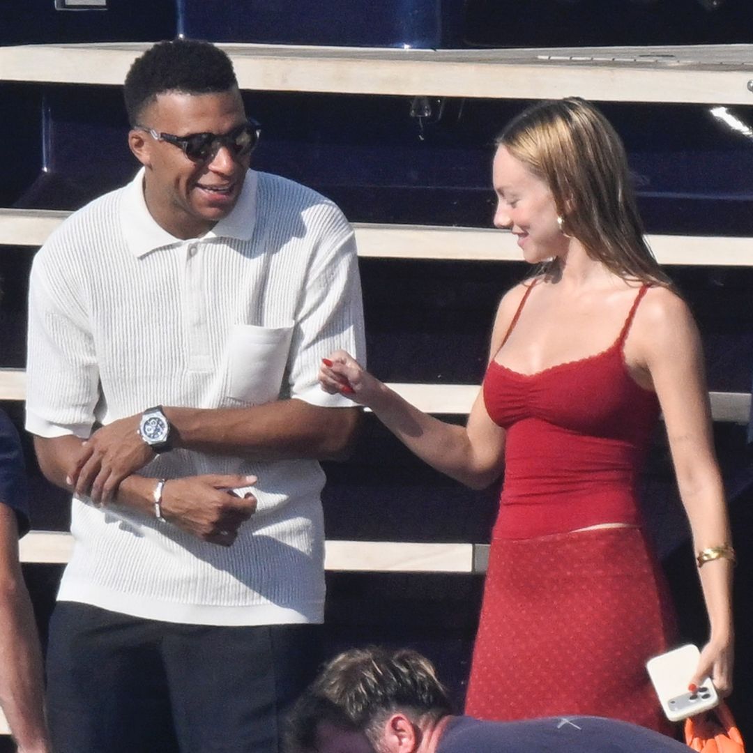 Kylian Mbappé comparte por primera vez una foto de Ester Expósito y da un paso más en su relación