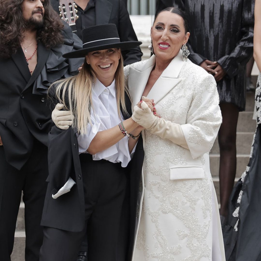 Juana Martín, la primera española en la 'Haute Couture', debuta con un homenaje a Andalucía