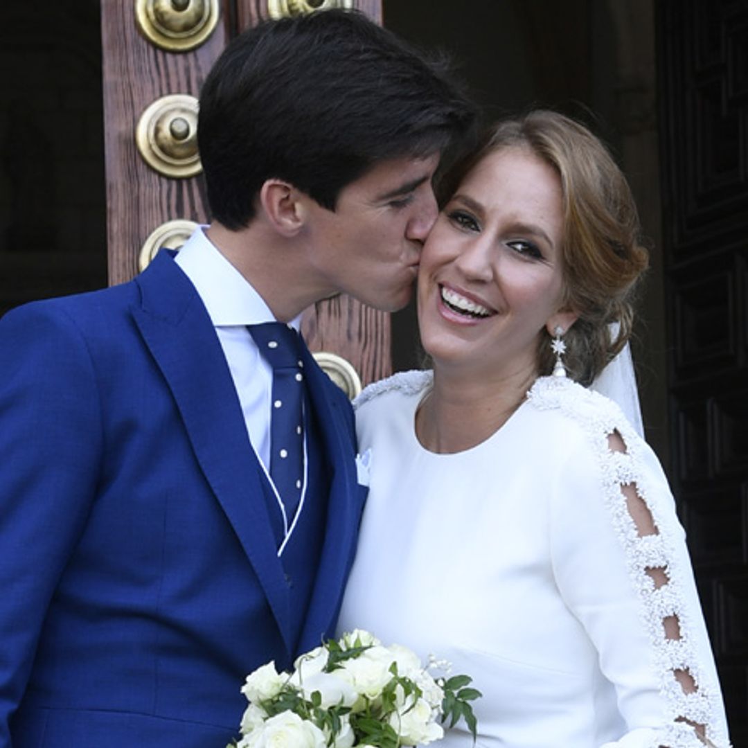 El romántico 'sí, quiero' de la cantante María Toledo y el torero Esaú Fernández