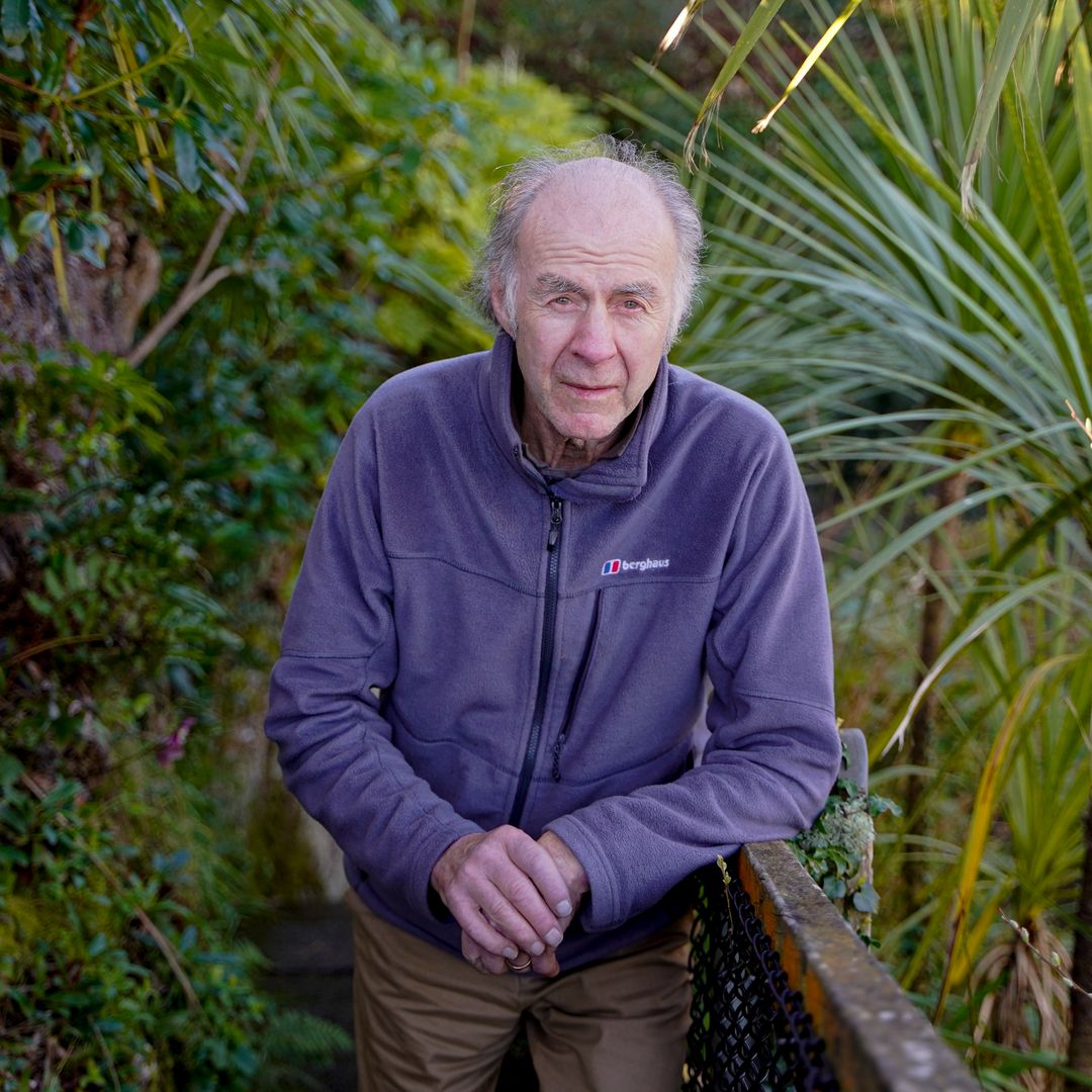 Quién es Ranulph Fiennes, el legendario explorador amigo de Carlos III y primo de los actores Ralph Fiennes y Joseph Fiennes cuyo entorno asegura no poder localizar