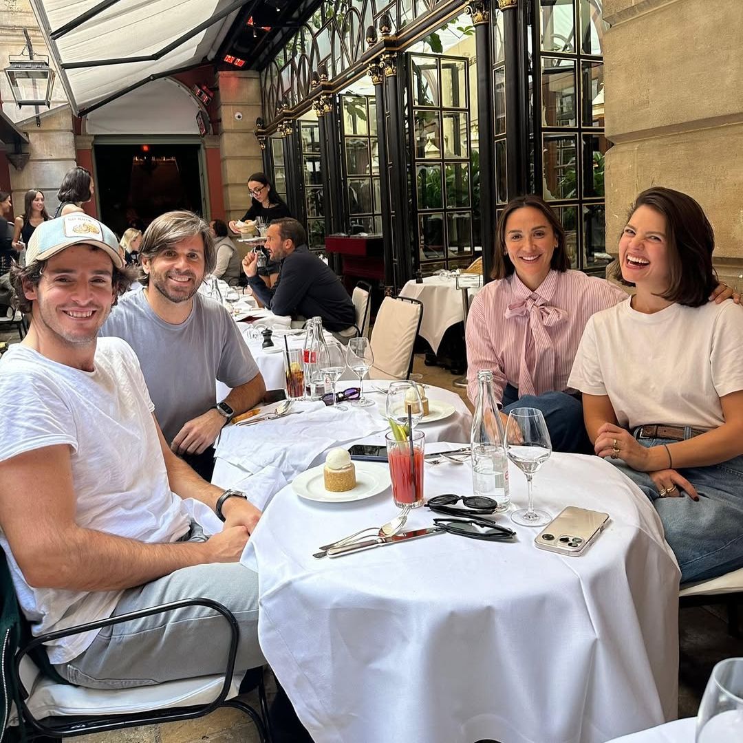 Íñigo Onieva, Álvaro Falcó, Tamara Falcó e Isabelle Junot en París