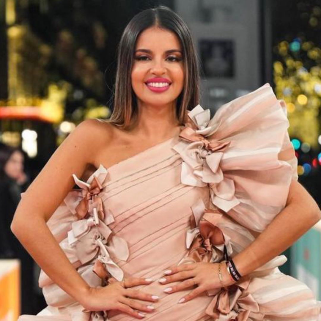 Descubre el vínculo con 'Emily in Paris' de la influencer Natalia Osona, una de las invitadas al estreno de la nueva temporada