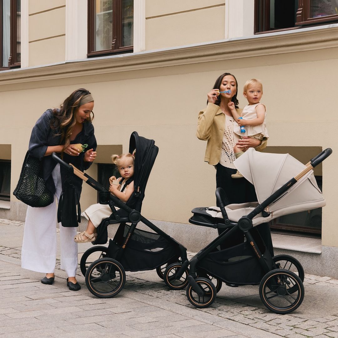 De Kinderkraft, ligera y ultracompacta: así es la silla de paseo más vendida de Amazon para este verano