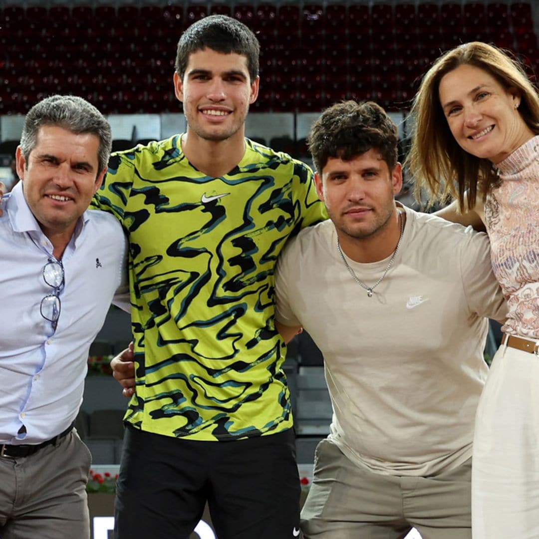 La dedicatoria más especial de Carlos Alcaraz tras ganar el Masters 1000 de Madrid: '¡Va por ti, mamá!'