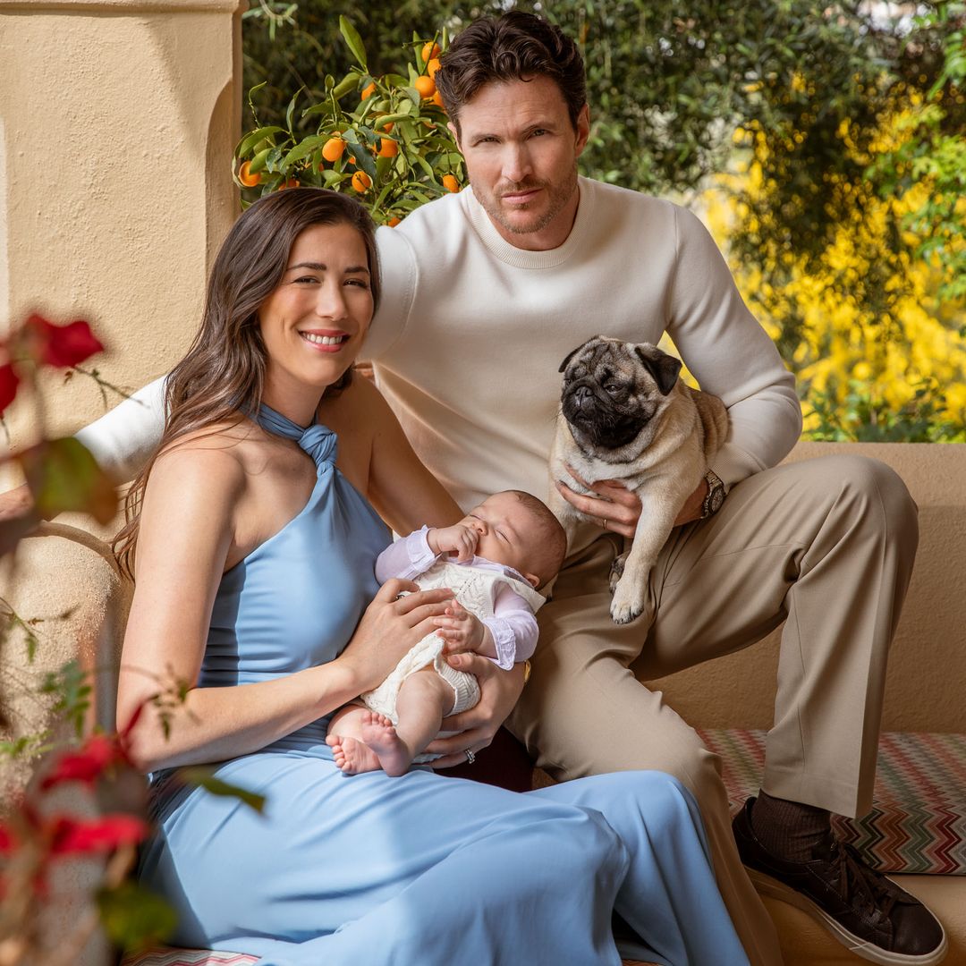 EXCLUSIVA. Garbiñe Muguruza y Arthur Borges nos presentan a su primer hijo, Marcos: "Somos afortunados, aunque durmamos poco"
