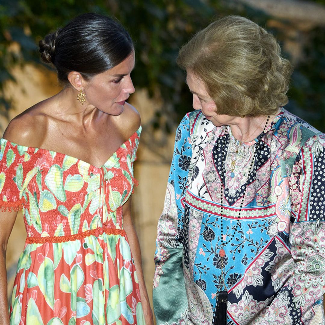 Las risas y confidencias de la reina Letizia y doña Sofía en Marivent