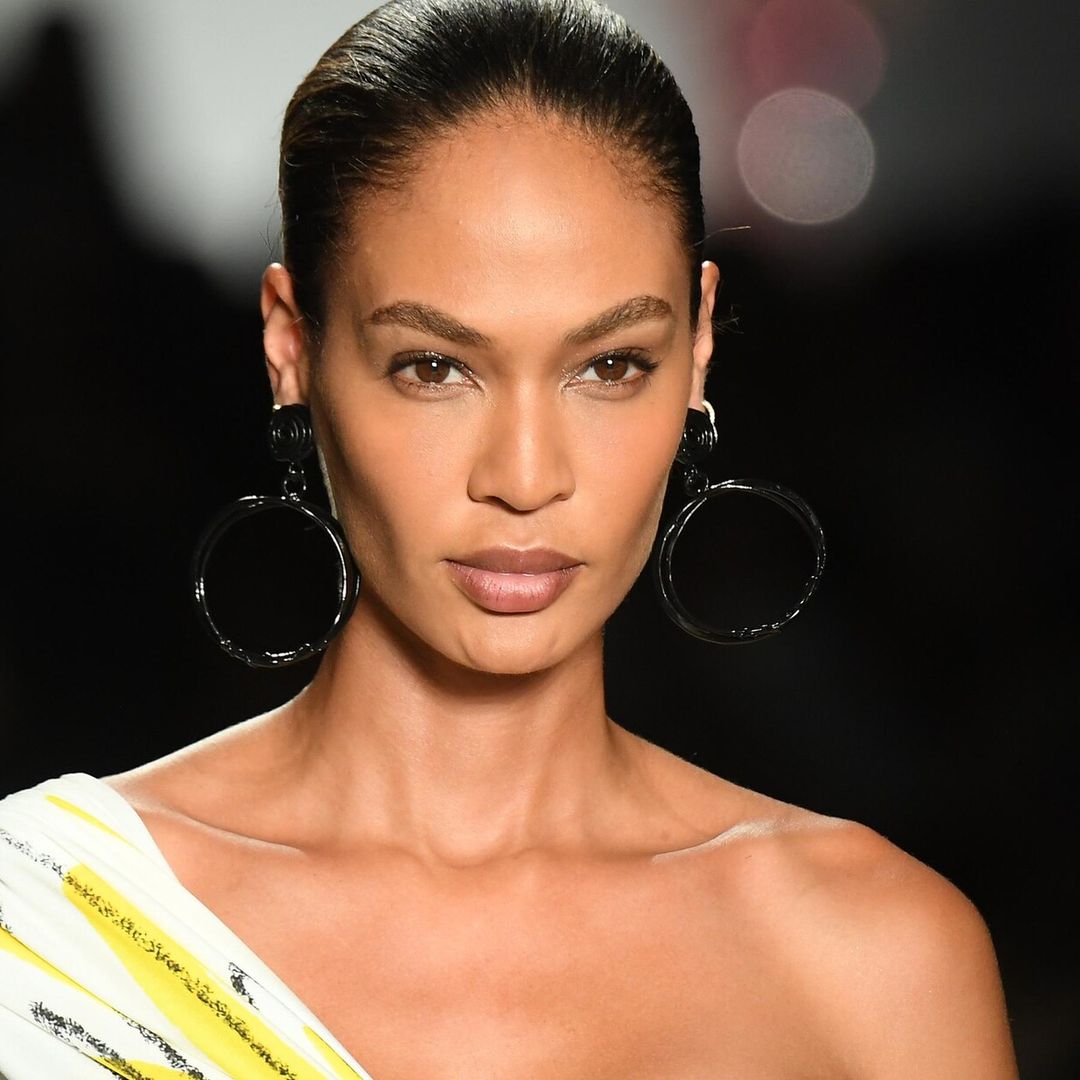 Luce un efecto stained en tus labios como el de Joan Smalls