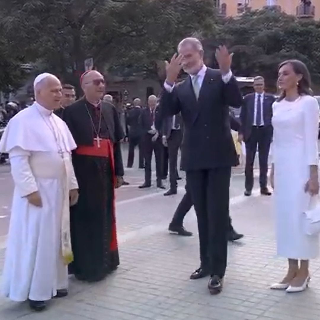 Los Reyes cumplen junto al Papa el sueño de Gaudí: asisten a la misa en la Sagrada Familia de Barcelona