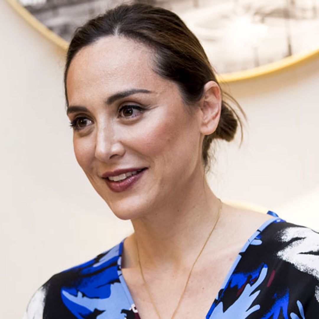 La emotiva joya que corona la imagen más primaveral de Tamara Falcó