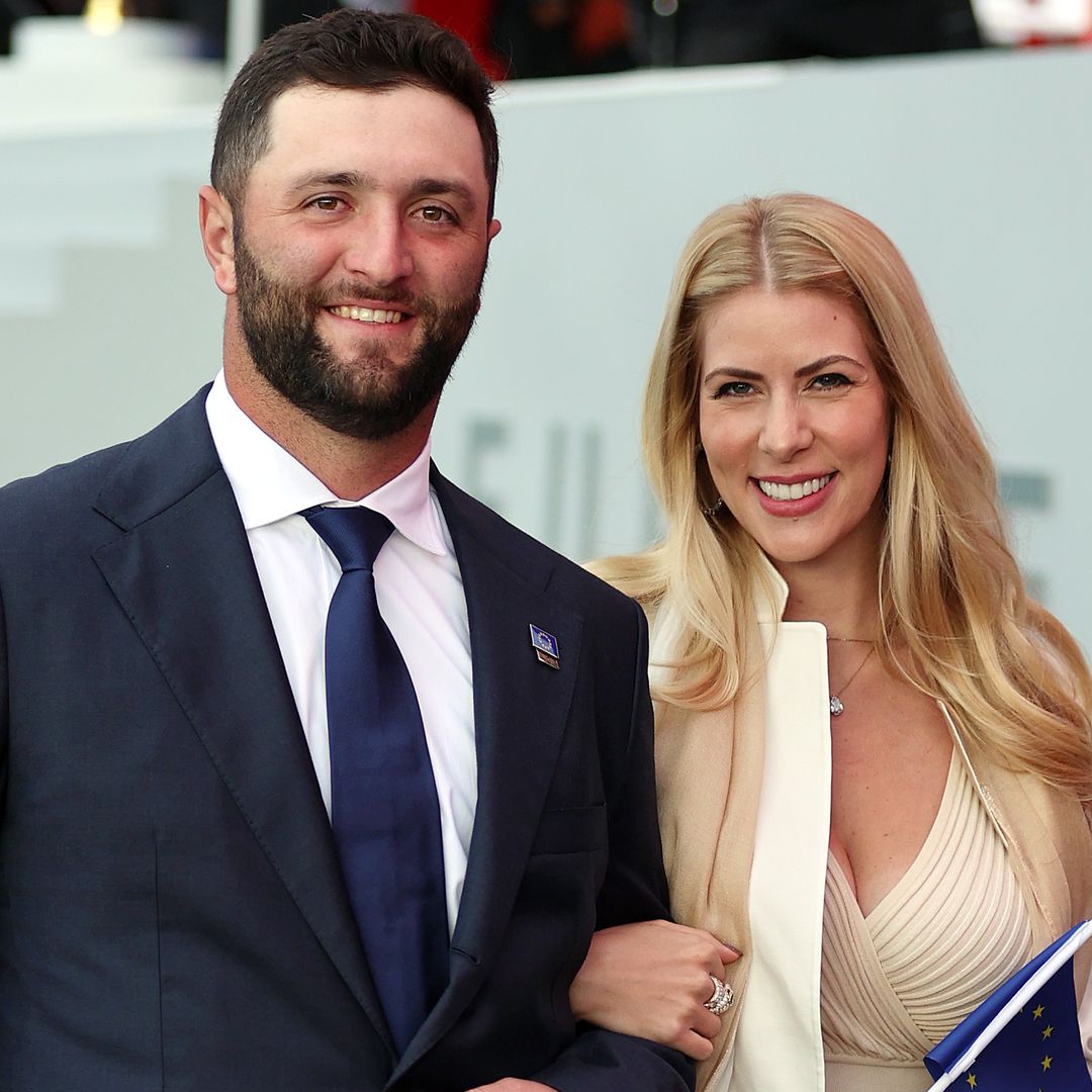 Jon Rahm y Kelley Cahill presentan a su 4 hijo, nacida en EE.UU., una niña de nombre vasco por la tierra de su orgullo padre