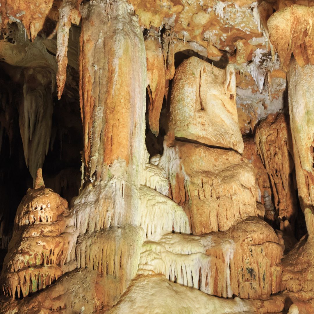 Cuevas del Águila en Arenas de San Pedro (Ávila)