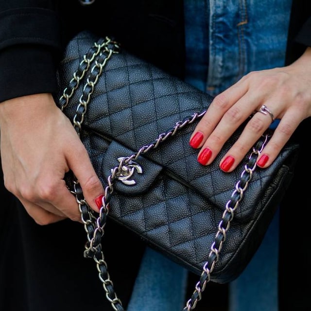 manicura oficina