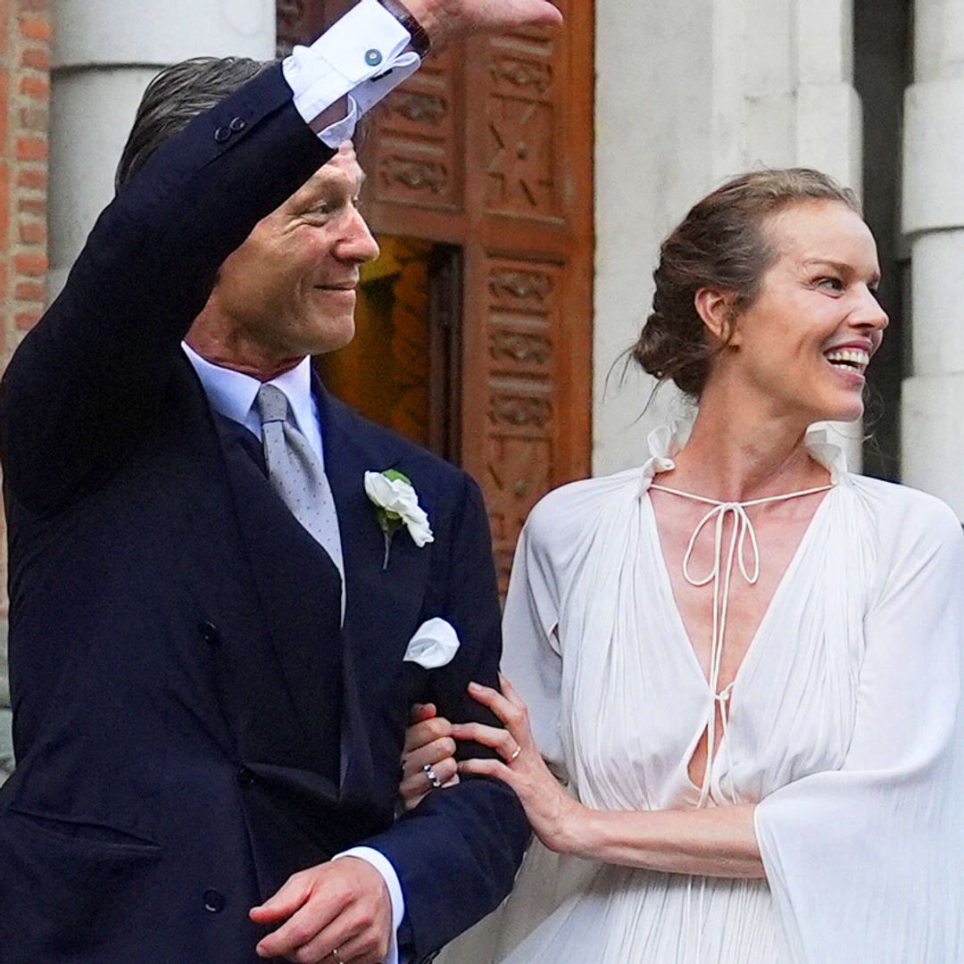 Eva Herzigova, la bellísima y mítica modelo del Wonderbra, se casa en Turín con el padre de sus hijos tras más de 2 décadas juntos