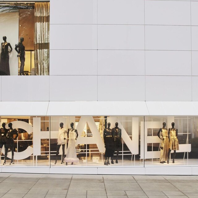 flagship boutique en beverly hills