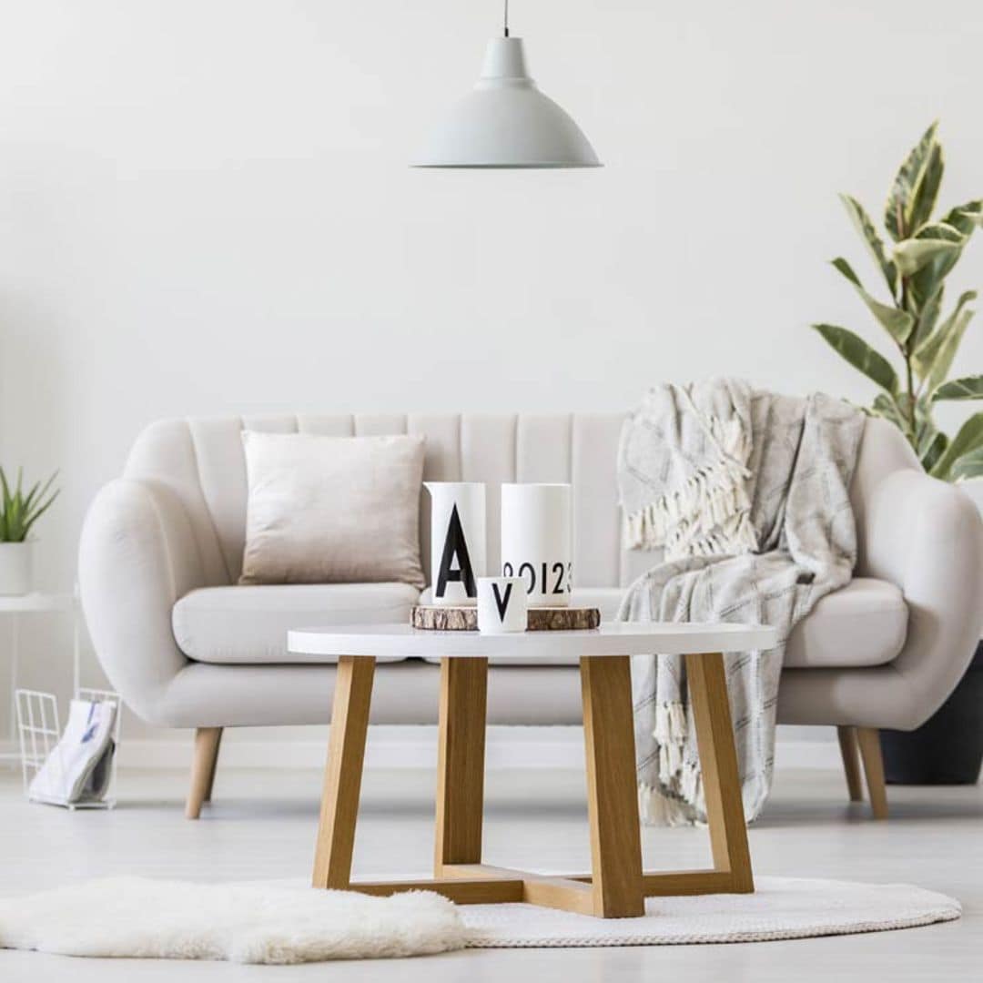 10 mesas de centro para salones pequeños que son un gran acierto de decoración