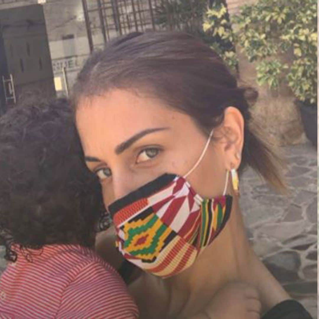 Hiba Abouk celebra los siete meses de su hijo Amin con las fotos más bonitas y ¡una visita al museo!