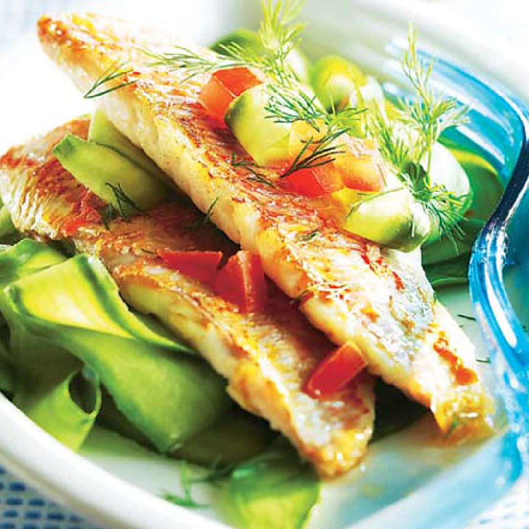 Salmonetes con pepino