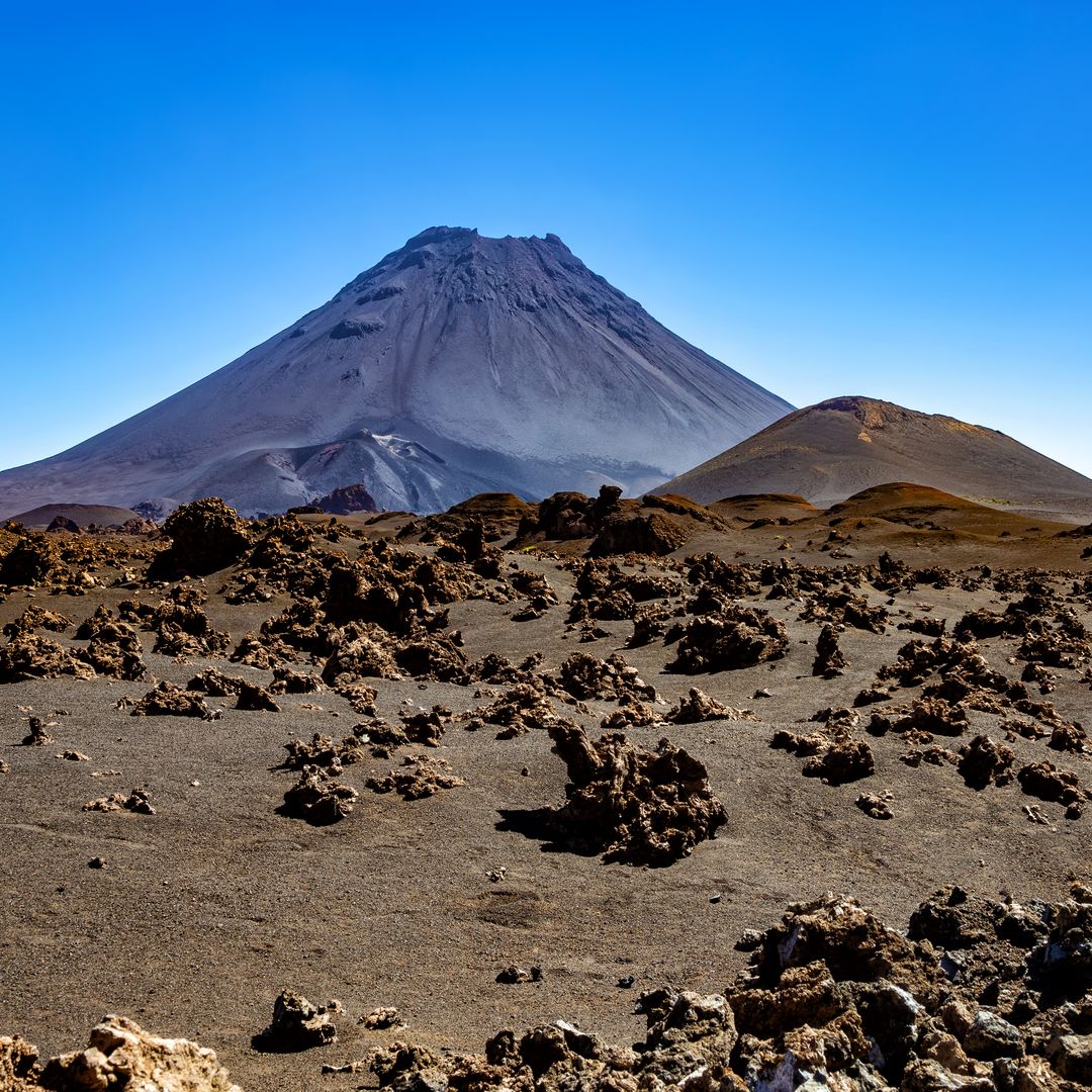 Volcán Pico do Fogo, en la isla de Fogo, Cha das Caldeiras, Cabo Verde