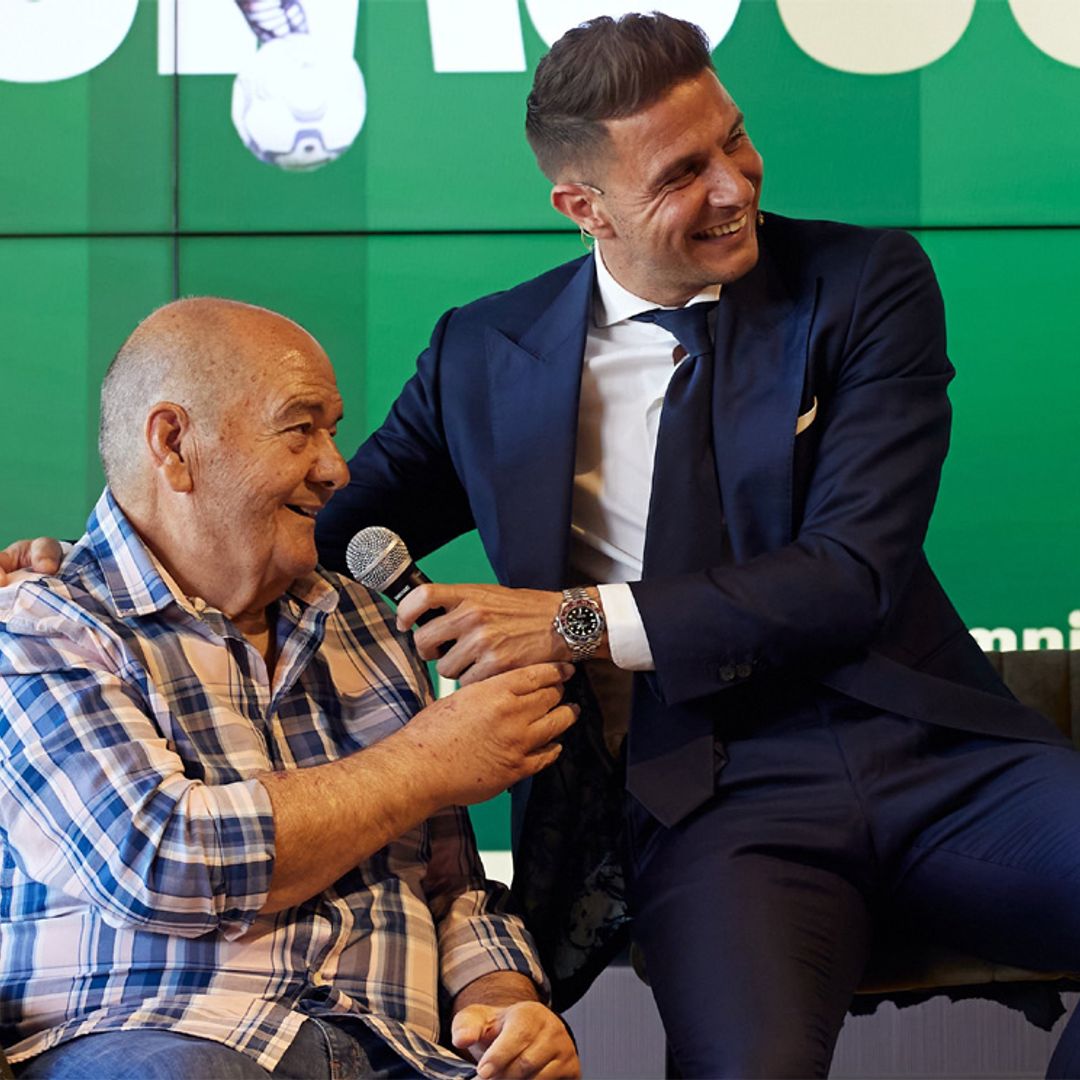 Joaquín Sánchez llora la muerte de su padre Aurelio