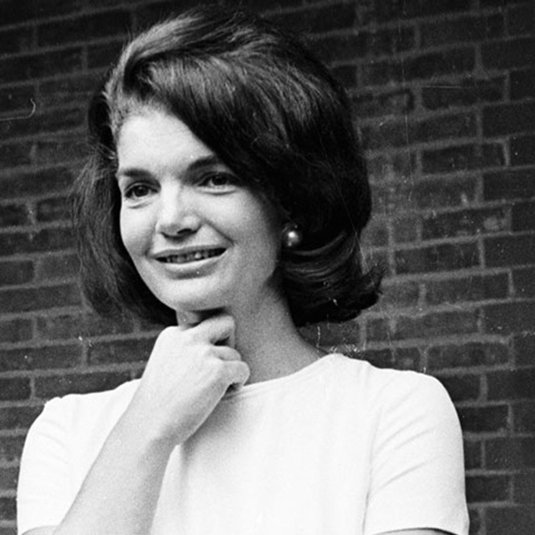 ¡Una familia con estilo! La historia del vestido que llevaron Jackie Kennedy, su hija y su nieta