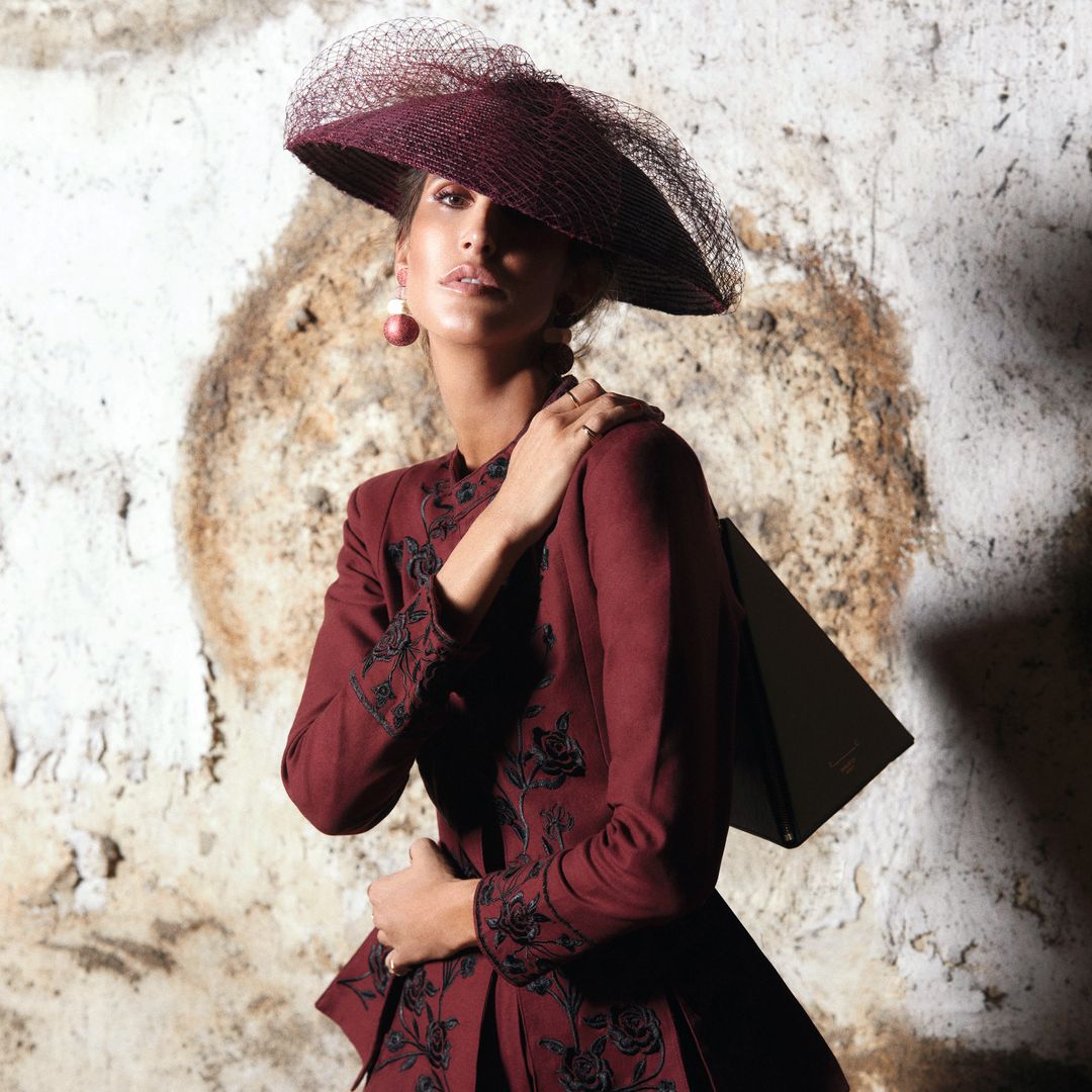 Inés Domecq, sobre cómo vestir en las bodas de invierno: "El exceso de detalles puede arruinar un estilismo"