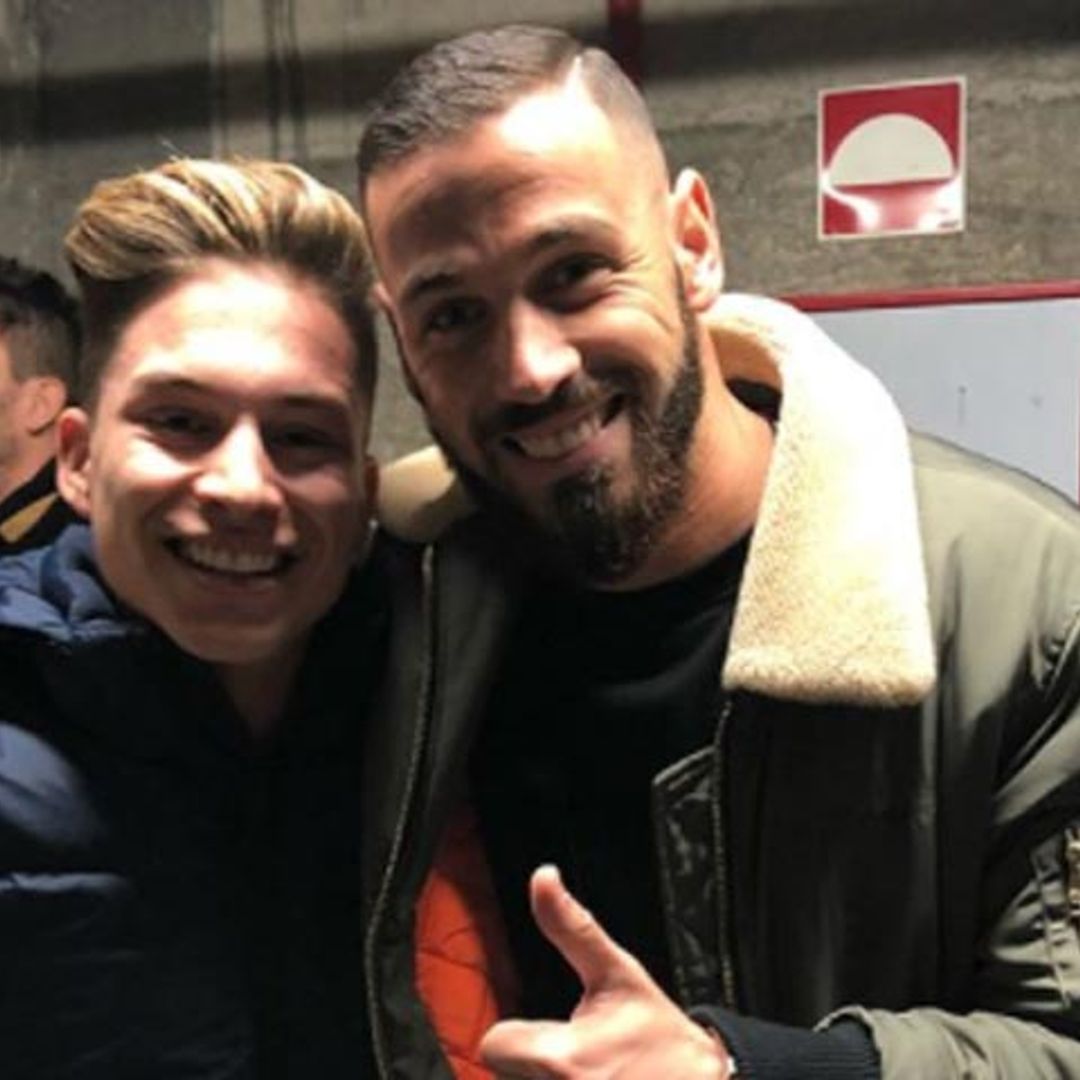 El futbolista Álvaro Vázquez cuenta cómo ve a su hermano Raoul dentro de la academia de 'OT'